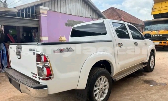 Buy Used Toyota Vigo Other Car in Import - Dubai in Attapeu Province Buy Used Toyota Vigo Other Car in Import - Dubai in Attapeu Province