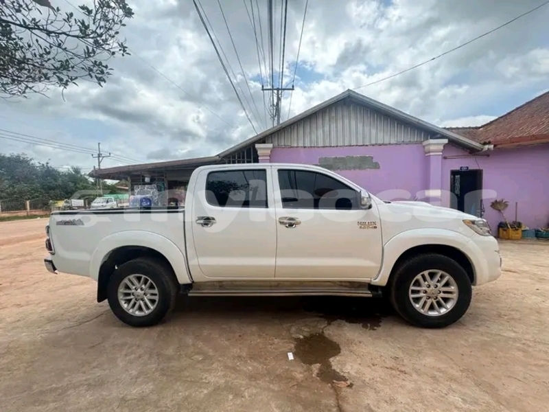 Big with watermark toyota vigo attapeu province import dubai 6570