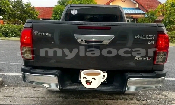 Buy Used Toyota Hilux Black Car in Vientiane in Vientiane Province Buy Used Toyota Hilux Black Car in Vientiane in Vientiane Province
