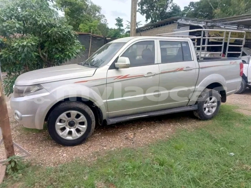 Big with watermark datsun cherry khammouan province thakek 6577