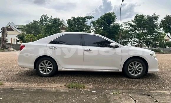 Buy Used Toyota Allion White Car in Luang Namtha in Luang Namtha Province Buy Used Toyota Allion White Car in Luang Namtha in Luang Namtha Province