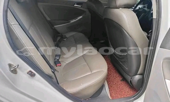 Buy Used Hyundai Accent White Car in Luang Namtha in Luang Namtha Province Buy Used Hyundai Accent White Car in Luang Namtha in Luang Namtha Province