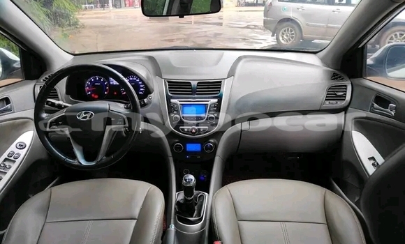 Buy Used Hyundai Accent White Car in Luang Namtha in Luang Namtha Province Buy Used Hyundai Accent White Car in Luang Namtha in Luang Namtha Province