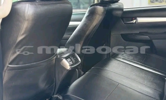 Buy Used Toyota Hilux Black Car in Luang Namtha in Luang Namtha Province Buy Used Toyota Hilux Black Car in Luang Namtha in Luang Namtha Province