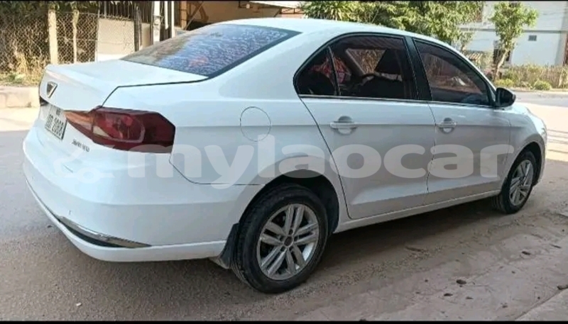 Big with watermark toyota axio bokeo province huayxay 6584