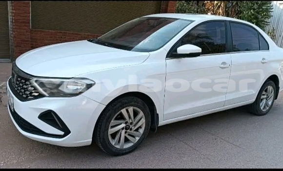 Buy Used Toyota Axio White Car in Huayxay in Bokeo Province Buy Used Toyota Axio White Car in Huayxay in Bokeo Province