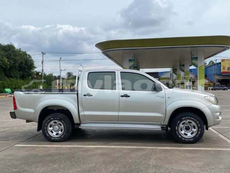Big with watermark toyota hilux vientiane province vientiane 6599