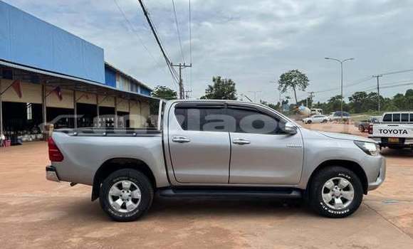 Buy Used Toyota Hilux Other Car in Vientiane in Vientiane Province Buy Used Toyota Hilux Other Car in Vientiane in Vientiane Province