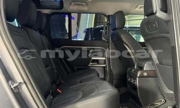 Buy Used Land Rover Defender Other Car in Vientiane in Vientiane Province Buy Used Land Rover Defender Other Car in Vientiane in Vientiane Province