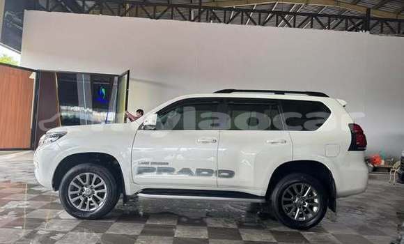Buy Used Toyota Prado Other Car in Vientiane in Vientiane Province Buy Used Toyota Prado Other Car in Vientiane in Vientiane Province