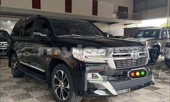 Buy Used Toyota Land Cruiser Blue Car in Vientiane in Vientiane Province Buy Used Toyota Land Cruiser Blue Car in Vientiane in Vientiane Province