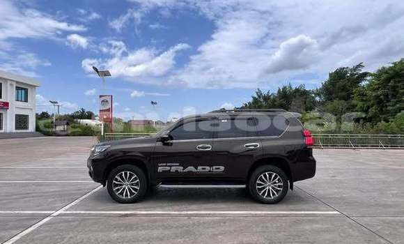 Buy Used Toyota Prado Other Car in Vientiane in Vientiane Province Buy Used Toyota Prado Other Car in Vientiane in Vientiane Province