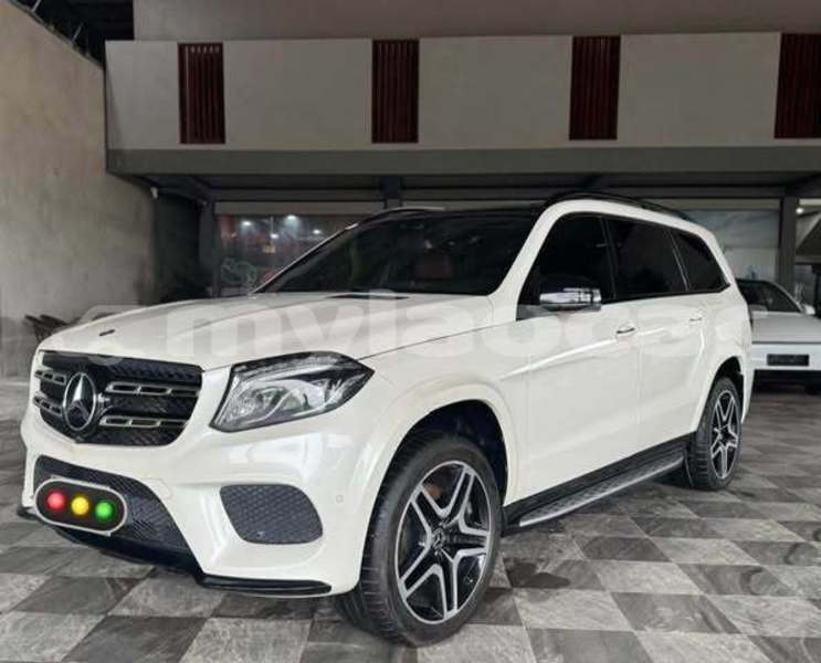 Big with watermark mercedes benz glc vientiane province vientiane 6625