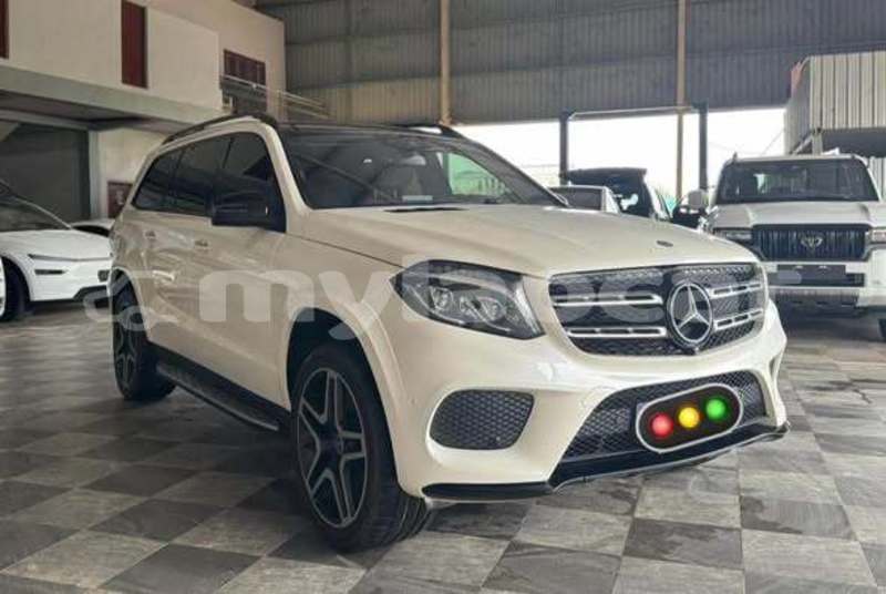 Big with watermark mercedes benz glc vientiane province vientiane 6625