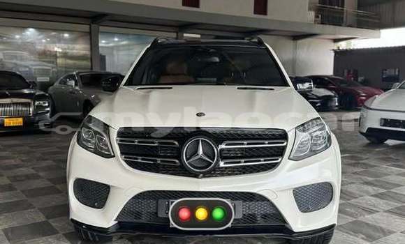 Buy Used Mercedes-Benz GLC Other Car in Vientiane in Vientiane Province Buy Used Mercedes-Benz GLC Other Car in Vientiane in Vientiane Province