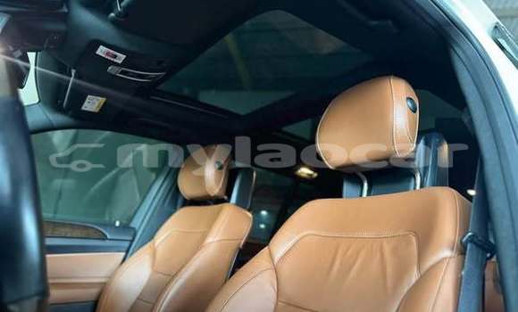 Buy Used Mercedes-Benz GLC Other Car in Vientiane in Vientiane Province Buy Used Mercedes-Benz GLC Other Car in Vientiane in Vientiane Province