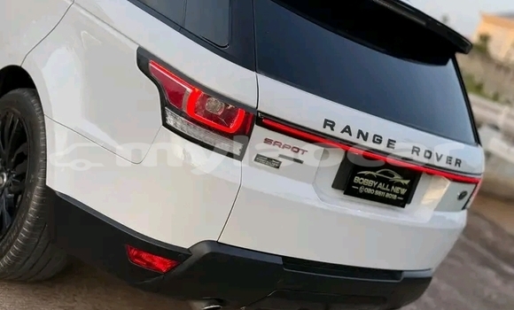 Acheter Occasion Voiture Range Rover Evoque Blanc à Vientiane, Vientiane Province Acheter Occasion Voiture Range Rover Evoque Blanc à Vientiane, Vientiane Province