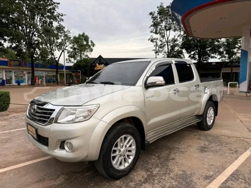 Big with watermark toyota hilux vientiane province vientiane 6639