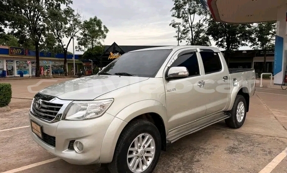 Buy Used Toyota Hilux Other Car in Vientiane in Vientiane Province Buy Used Toyota Hilux Other Car in Vientiane in Vientiane Province
