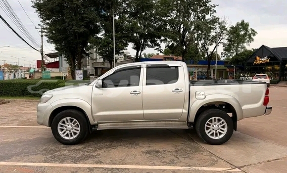 Buy Used Toyota Hilux Other Car in Vientiane in Vientiane Province Buy Used Toyota Hilux Other Car in Vientiane in Vientiane Province