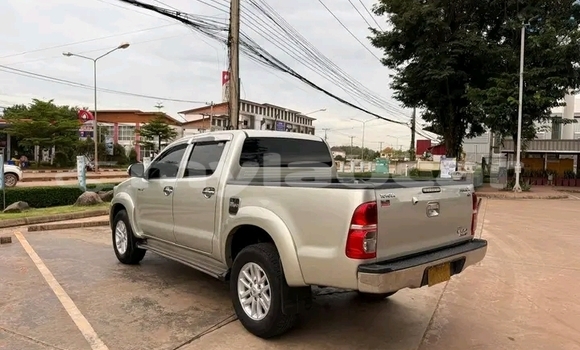 Buy Used Toyota Hilux Other Car in Vientiane in Vientiane Province Buy Used Toyota Hilux Other Car in Vientiane in Vientiane Province