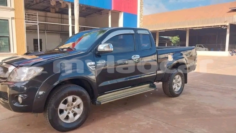 Big with watermark toyota hilux champasak province champasak 6640