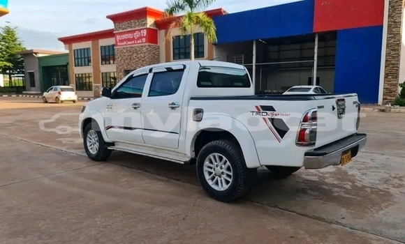 Buy Used Toyota Hiluxe Revo Other Car in Xaysomboun in Vientiane Province Buy Used Toyota Hiluxe Revo Other Car in Xaysomboun in Vientiane Province