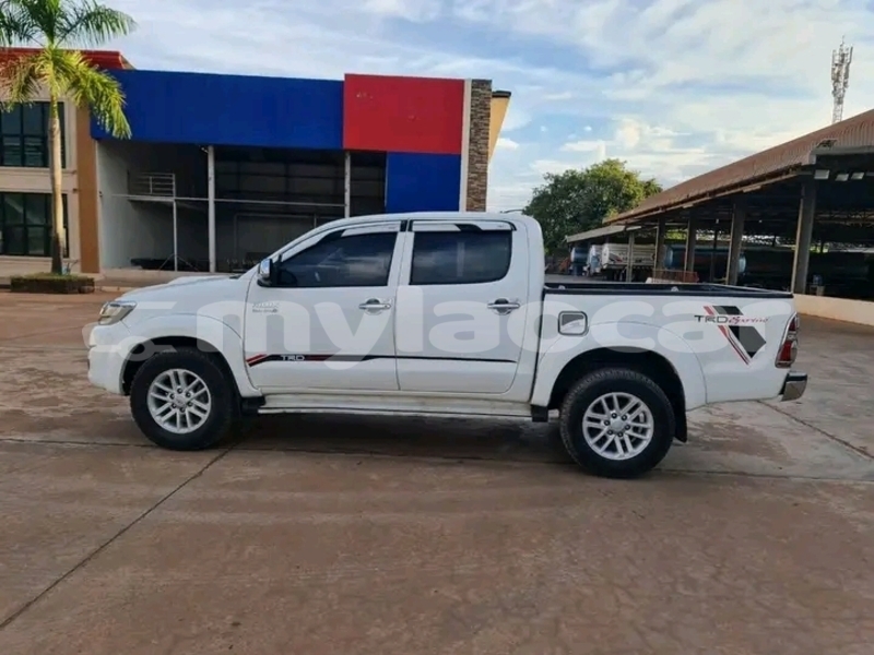 Big with watermark toyota hiluxe revo vientiane province xaysomboun 6646
