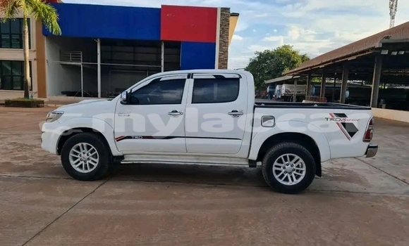 Buy Used Toyota Hiluxe Revo Other Car in Xaysomboun in Vientiane Province Buy Used Toyota Hiluxe Revo Other Car in Xaysomboun in Vientiane Province
