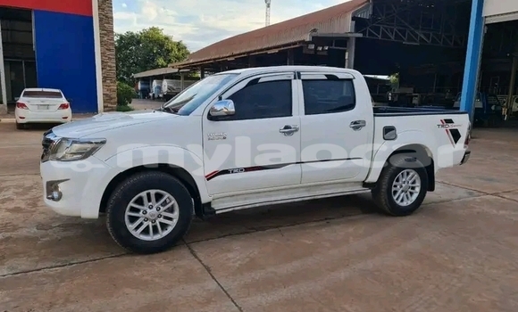 Buy Used Toyota Hiluxe Revo Other Car in Xaysomboun in Vientiane Province Buy Used Toyota Hiluxe Revo Other Car in Xaysomboun in Vientiane Province