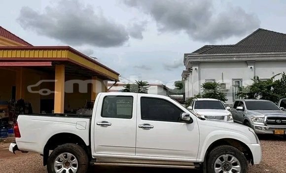 Buy Used Toyota Hilux Other Car in Vientiane in Vientiane Province Buy Used Toyota Hilux Other Car in Vientiane in Vientiane Province