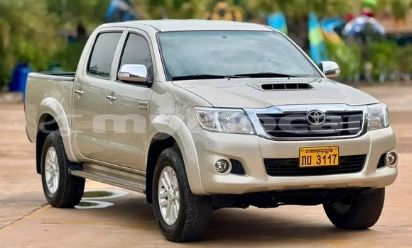 Buy Used Toyota Hilux Other Car in Vientiane in Vientiane Province Buy Used Toyota Hilux Other Car in Vientiane in Vientiane Province