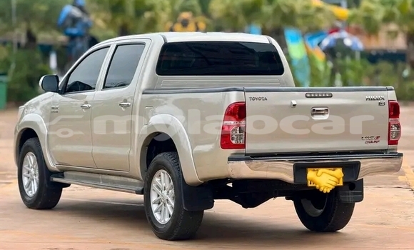 Buy Used Toyota Hilux Other Car in Vientiane in Vientiane Province Buy Used Toyota Hilux Other Car in Vientiane in Vientiane Province
