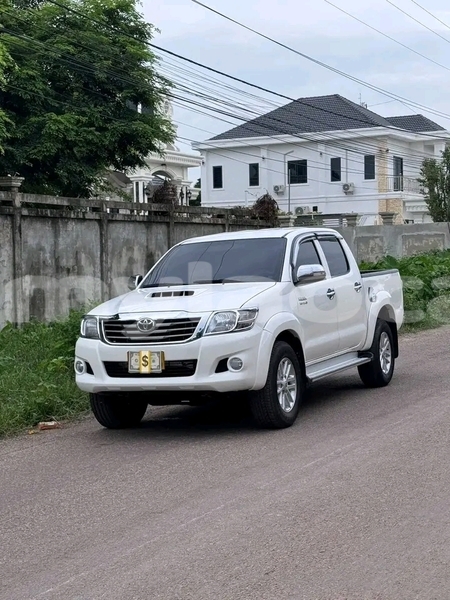Big with watermark toyota hilux khammouan province thakhek 6653