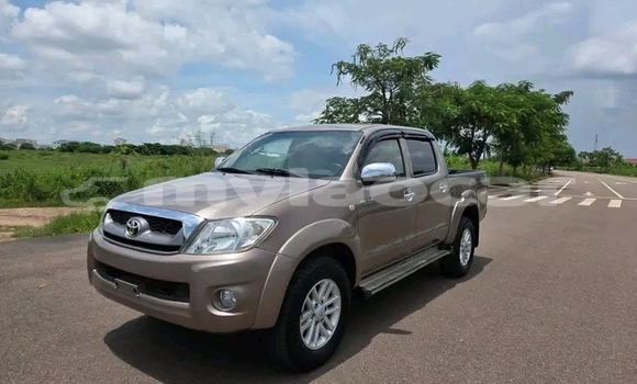 Buy Used Toyota Vigo Green Car in Vientiane in Vientiane Province Buy Used Toyota Vigo Green Car in Vientiane in Vientiane Province