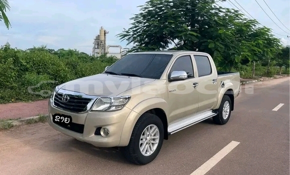 Buy Used Toyota Hilux Other Car in Vientiane in Vientiane Province Buy Used Toyota Hilux Other Car in Vientiane in Vientiane Province