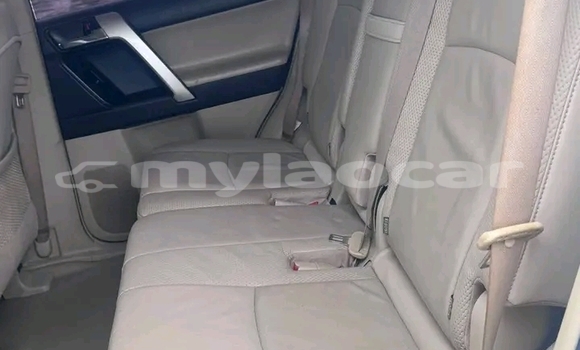 Buy Used Toyota Prado White Car in Vientiane in Vientiane Province Buy Used Toyota Prado White Car in Vientiane in Vientiane Province