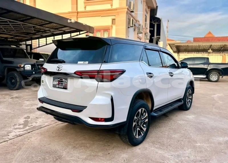Big with watermark toyota fortuner vientiane province vientiane 6658