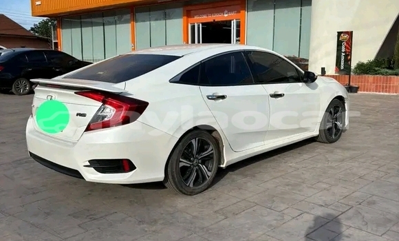 Buy Used Honda Civic White Car in Vientiane in Vientiane Province Buy Used Honda Civic White Car in Vientiane in Vientiane Province