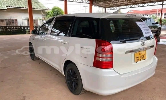 ຊື້ ໃຊ້ແລ້ວ Hyundai Accent White ລົດ ໃນ Attapeu ໃນ Attapeu Province ຊື້ ໃຊ້ແລ້ວ Hyundai Accent White ລົດ ໃນ Attapeu ໃນ Attapeu Province