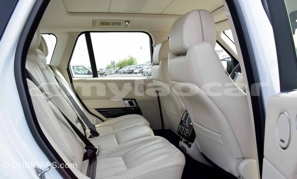 Buy Import Land Rover Range Rover White Car in Import - Dubai in Attapeu Province Buy Import Land Rover Range Rover White Car in Import - Dubai in Attapeu Province