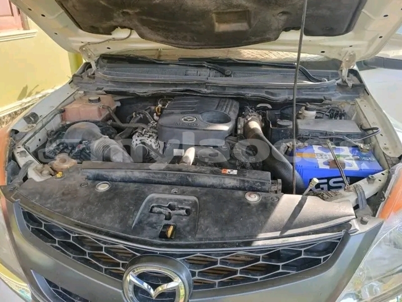 Big with watermark toyota hilux vientiane province vientiane 6669