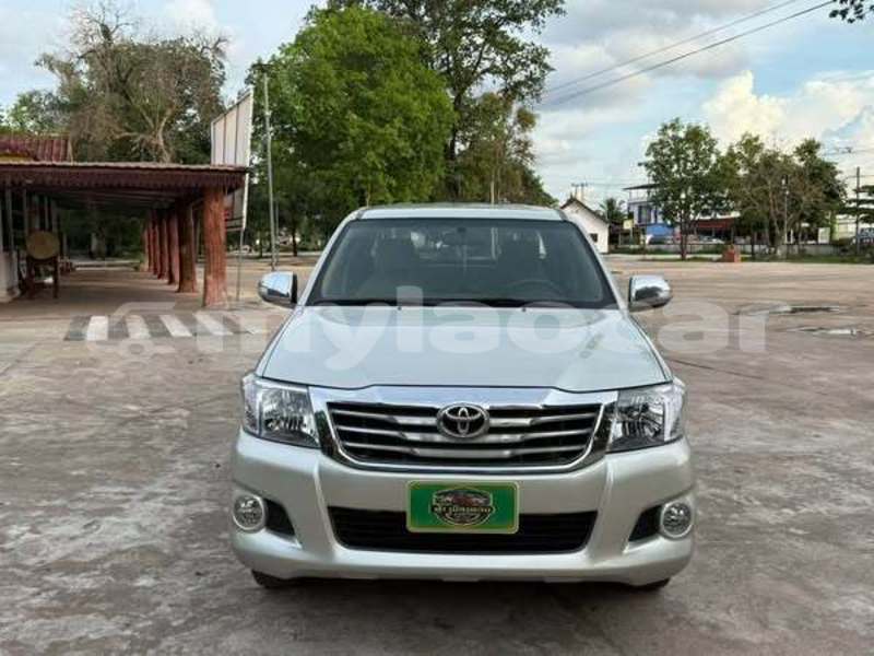Big with watermark toyota hiluxe vigo vientiane province vientiane 6671