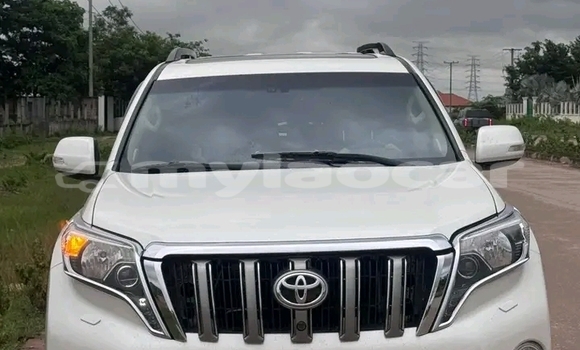 Buy Used Toyota Prado White Car in Thakek in Khammouan Province Buy Used Toyota Prado White Car in Thakek in Khammouan Province