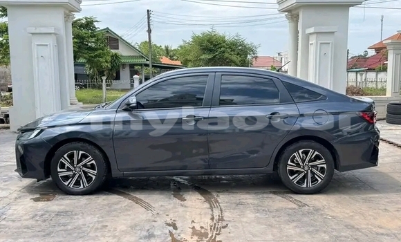 ຊື້ ໃຊ້ແລ້ວ Toyota Vios Black ລົດ ໃນ Luang Namtha ໃນ Luang Namtha Province ຊື້ ໃຊ້ແລ້ວ Toyota Vios Black ລົດ ໃນ Luang Namtha ໃນ Luang Namtha Province