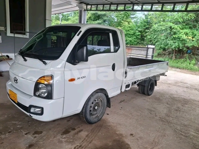 Big with watermark hyundai getz attapeu province attapeu 6675