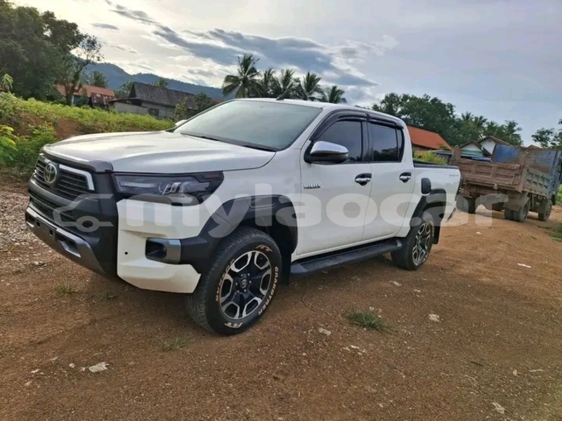 Big with watermark toyota hilux khammouan province thakhek 6676