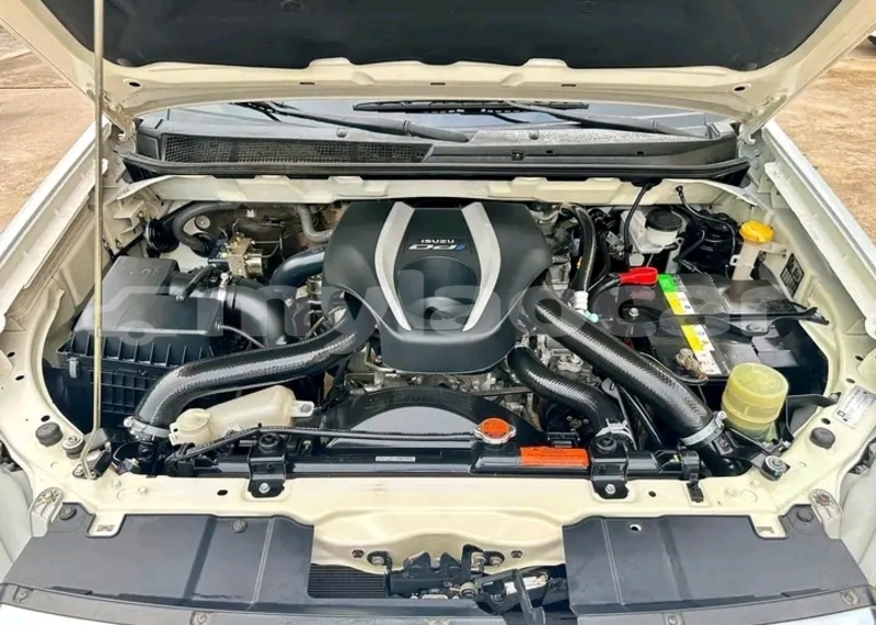 Big with watermark isuzu d max vientiane province vientiane 6684