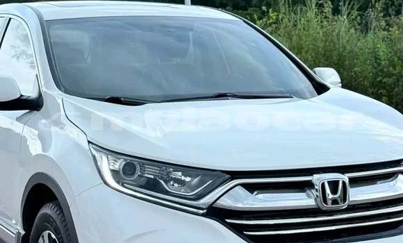 Buy Used Honda CR–V White Car in Vientiane in Vientiane Province Buy Used Honda CR–V White Car in Vientiane in Vientiane Province