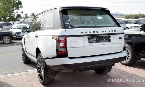 Buy Import Land Rover Range Rover White Car in Import - Dubai in Attapeu Province Buy Import Land Rover Range Rover White Car in Import - Dubai in Attapeu Province
